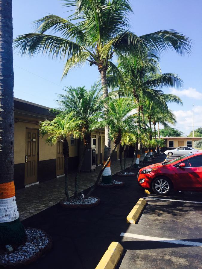 Fort Myers Inn エクステリア 写真